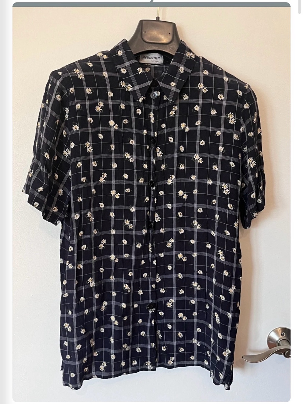 90' Steilmann Short-Sleeve Shirt with White Daisy Print